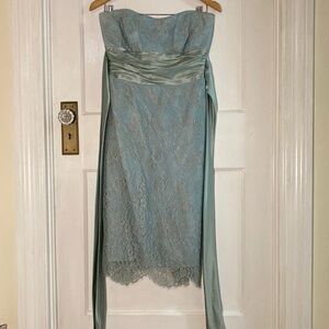 Elegant Strapless Lace Dress in Light Blue